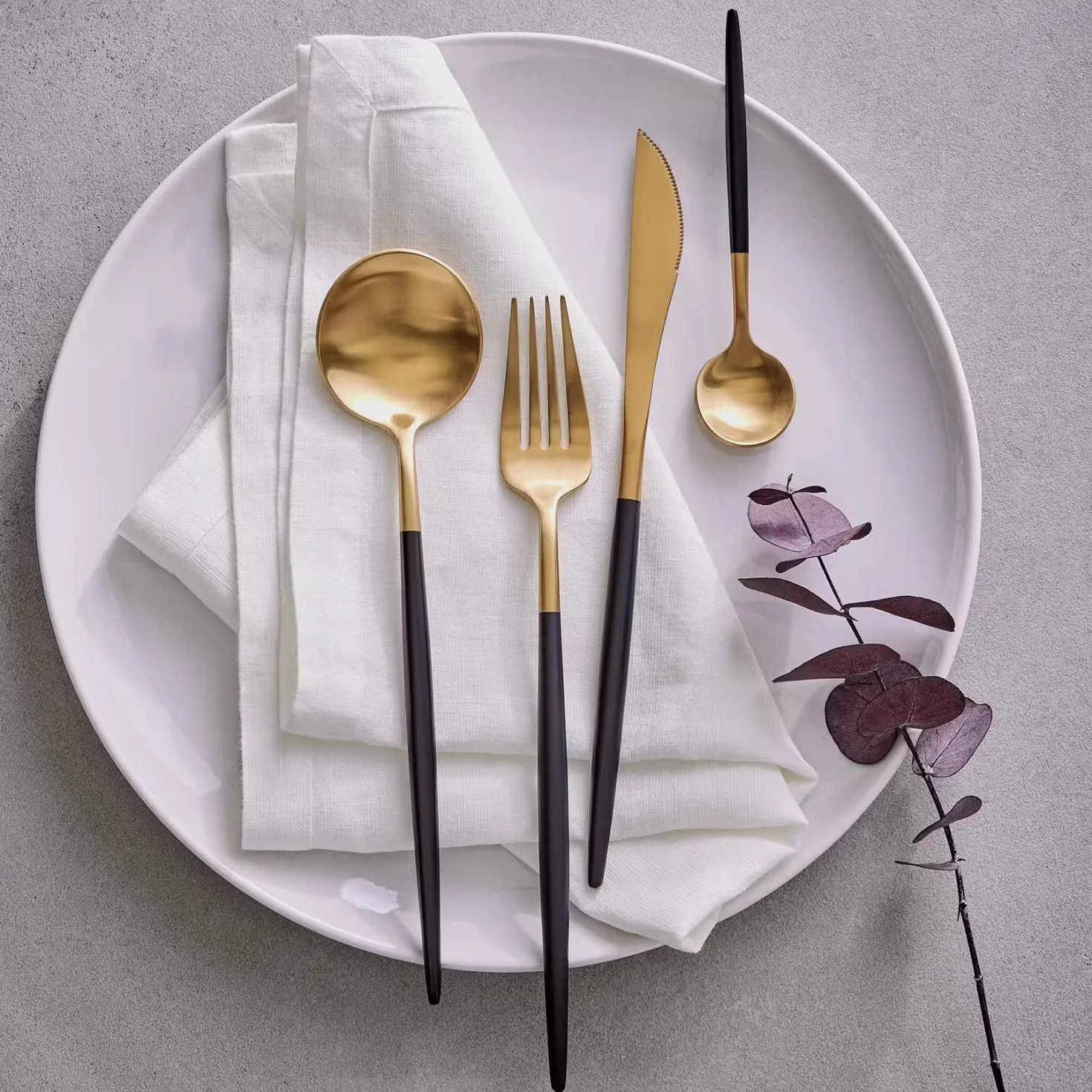 STILETTO Besteck-Set 4-tlg.
